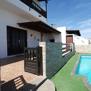 https://casa-andres-la-asomada-lanzarote.in-canary-islands.com